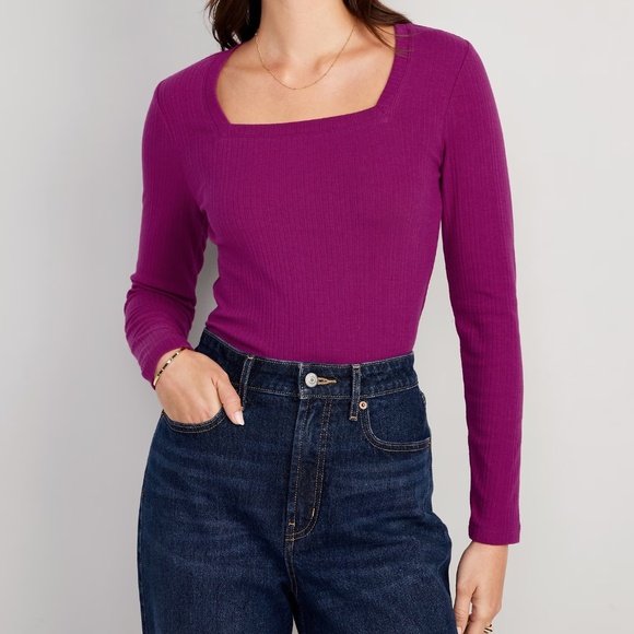 Old Navy Fitted Square-Neck Rib-Knit T-Shirt - Picture 1 of 4